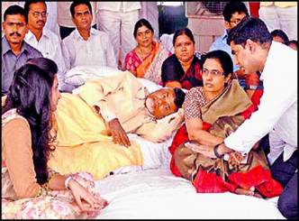Chandrababu Blasts On Sonia Gandhi