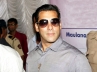 Salman Khan, FIR against Salman Khan, fir filed against salman khan for assaulting anti corruption activist, Fir filed
