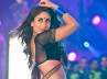 item song, Kareena Kapoor, behind the scenes of halkat jawani, Behind the scenes
