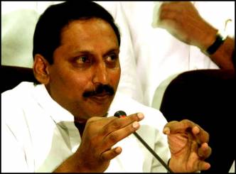 Kiran Kumar accepts bifurcation while criticizing Modi