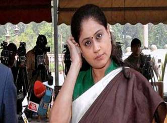 Vijayashanti Joins Congress