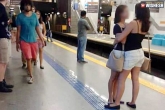 Portugese, two women, a photo of two women that went viral in brazil, Portugese