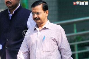 AAP chief and Delhi CM Aravind Kejriwal got a big blow with today&rsquo;s SC order