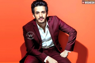 Akhil&rsquo;s remuneration shocks many!