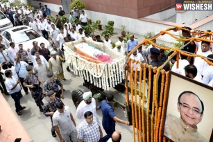 Arun Jaitley Cremated with State Honours