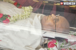 C Narayana Reddy Last Rites Held