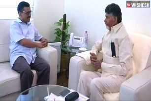For Opposition Strength: Chandra Babu Meets Kejriwal