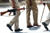 Delhi, constable, delhi police constable shot while trying to save couple, Robber