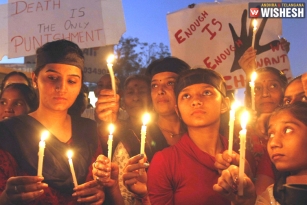 SC Pronounces Its Verdict In Nirbhaya Gang Rape Case; No Mercy For Convicts