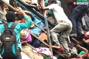 Elphinstone Tragedy: 22 Dead and 50 Injured