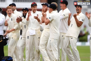 England Crush India By Innings And 159 Runs In Second Test