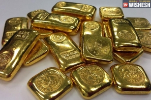 Three Gold Smugglers Held In Vizag Airport