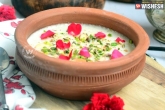 how to prepare gulbai phirni, simple Indian drinks, recipe gulab phirni, Gulab