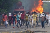  Violence Haryana,  Panchkula Violence, 30 killed 250 injured as dera followers run riot in haryana, Gurmeet ram rahim singh rape verdict