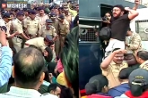 Gateway of India, JNU violence, jnu violence protestors evicted from gateway of india, Protestors
