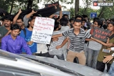 India news, India news, jadavpur university clashes over movie screening, Clashes