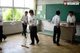 Weird facts, unbelievable facts, japan students clean their classrooms, Unbelievable facts