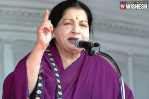 Jayalalithaa Not To Be Declared A Convict In Corruption Case: SC Rejects K&rsquo;taka Govt Plea