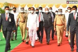 KCR&#039;s Absence from the Republic Day event makes Governor serious