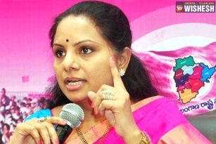 Kavitha Criticizes Uttam Kumar Over Dynasty Politics