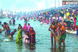 Pilgrims Face Skin Problems after taking Holy Dip