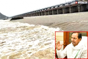 Krishna River Water Issue: KCR Fires On Centre