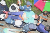 MMTS driver accident, Hyderabad MMTS accident, kacheguda accident mmts loco pilot s leg amputated, Ap express