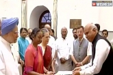 Meira Kumar, Ram Nath Kovind, meira kumar files her nomination papers for presidential election, Nomination papers