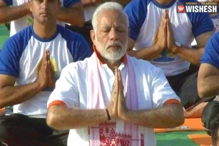 Narendra Modi Performs Asanas On International Yoga Day