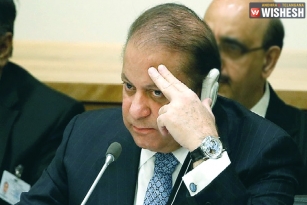 Pak SC Disqualifies PM Nawaz Sharif In Panama Papers Case