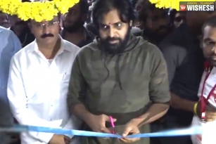 Janasena Party Chief Pawan Kalyan Launches JSP IT, Knowledge Center In Hyderabad