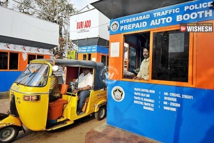 Prepaid auto stands will help railway passengers