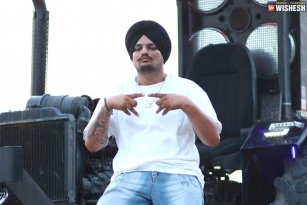 Punjabi Pop Singer Sidhu Moose Wala Shot Dead Brutally