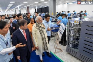 Modi Inaugurates The World&#039;s Biggest Mobile Manufacturing Factor