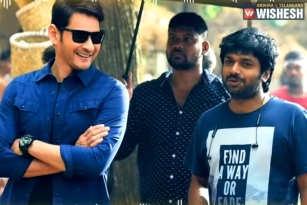 Record Views for Sarileru Neekevvaru First Single