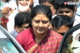 Sasikala natarajan, Sasikala natarajan, sasikala banners removed from party headquarters in chennai, Aiadmk merger