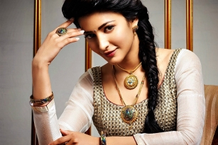 Shruti to do cameo in Anushka&#039;s next!