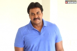 Sunil All Set to Remake a Bollywood Film