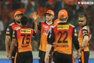 Sunrisers Hyderabad: First IPL Team To Enter Playoffs