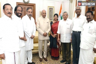 TN Opposition Parties Meet Prez Kovind, Demand Floor Test In Assembly