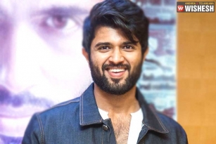 Vijay Devarakonda To Surprise In A Cameo