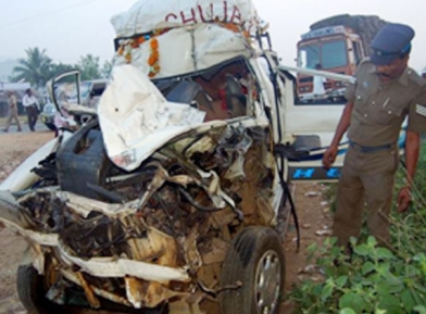 2 AP Ayyappa devotees killed in TN accident