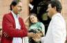 criticism in politics, andhra pradesh chief minister, boundaries in politics, Chandrababu naidu ysr