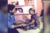 Bunny meets old lady in Vijayawada, Allu Arjun, allu arjun fulfills 67 year old fan s wish, Lady