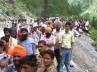 Uttarakhand, Landslides, 3000 pilgrims marooned near badrinath, Landslides