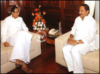 CM Kiran personally receives mentor Chidambaram