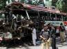 19 persons, Yousuf Raza Gilani, 19 killed in bomb explosion at peshavar of pak, Peshavar