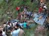 Palampur, Himachal Pradesh, bus slips into gorge 28 dead, Alampur