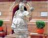 balakrishna, jr ntr, nandamuri reached parliament but forgot to beckon babu, Ntr s statue