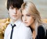 , He Maintains Eye Contact, 5 ways to tell if a guy is attracted to you, Eye contact